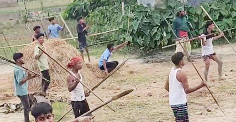 কিশোরগঞ্জে ঈদের দিন থাপ্পড়কে কেন্দ্র করে দুই পক্ষে সংঘর্ষ, আহত ২৫